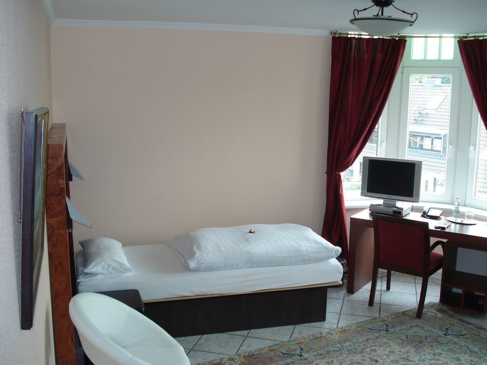 Hotel Barbarossa Classic Ratingen Eksteriør billede